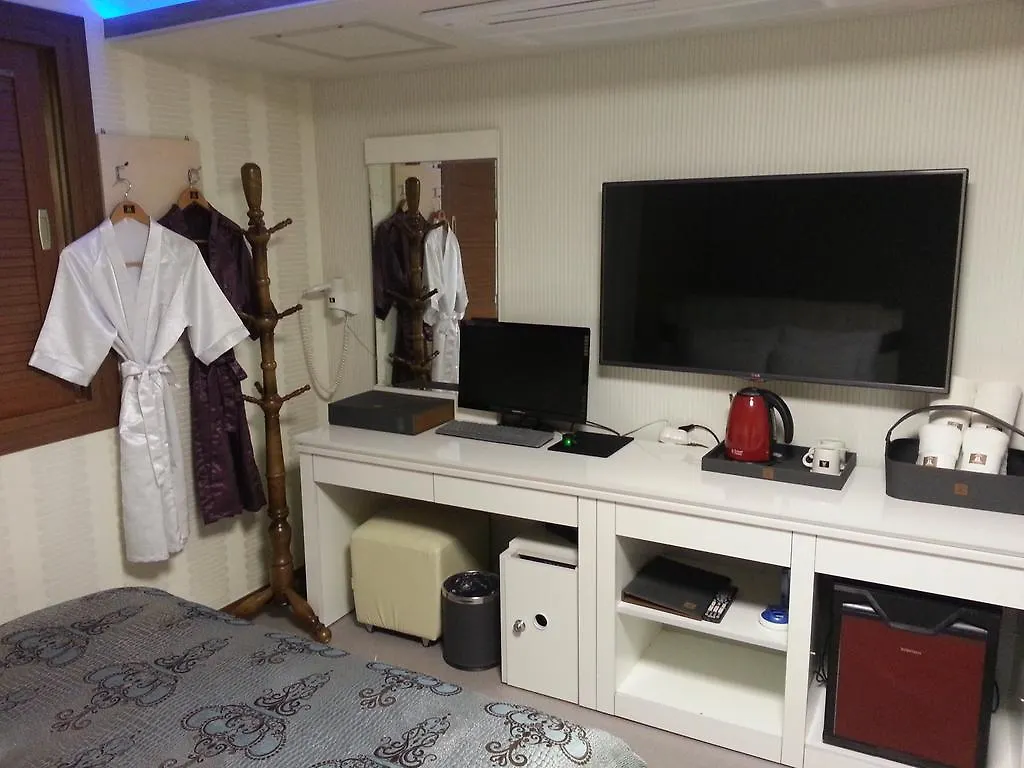 Mj Hotel Jeju